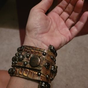 Leather Bracket